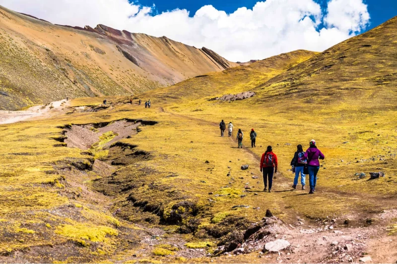 rainbow mountain peru