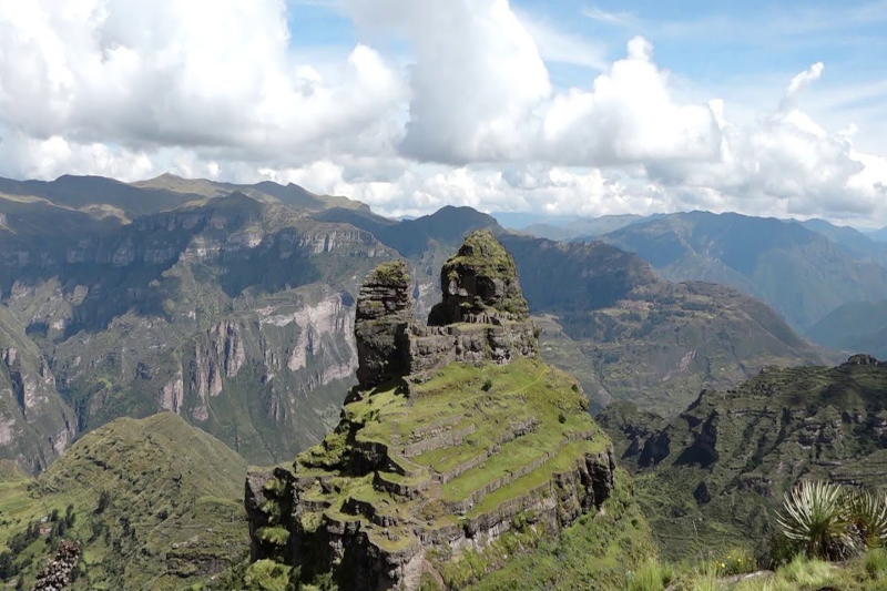 Waqrapukara Tour